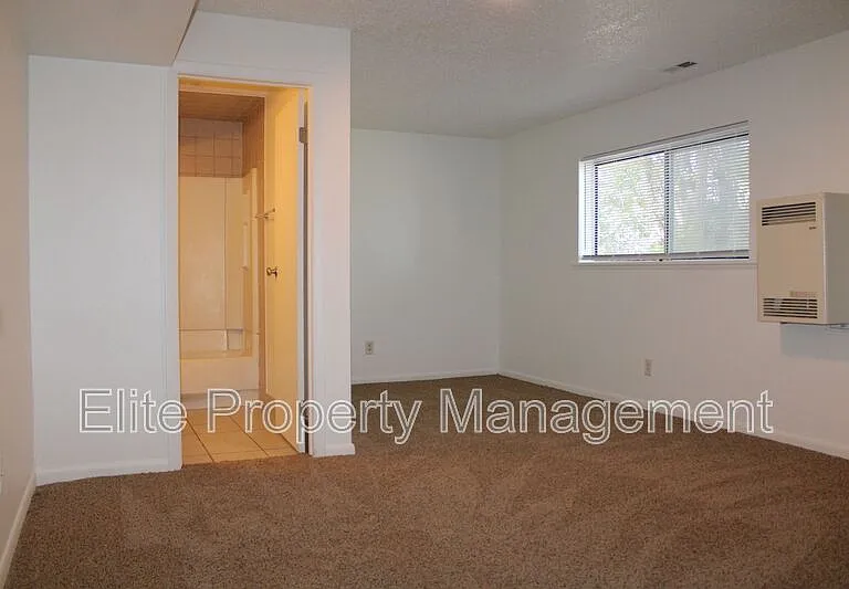 1529 Oakshire Ln #6 — Photo 6