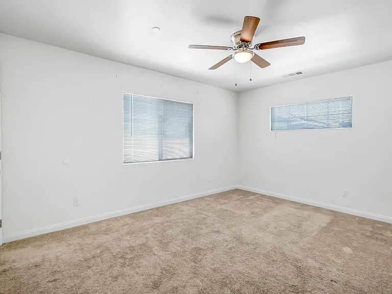 504 Villa Way — Photo 11