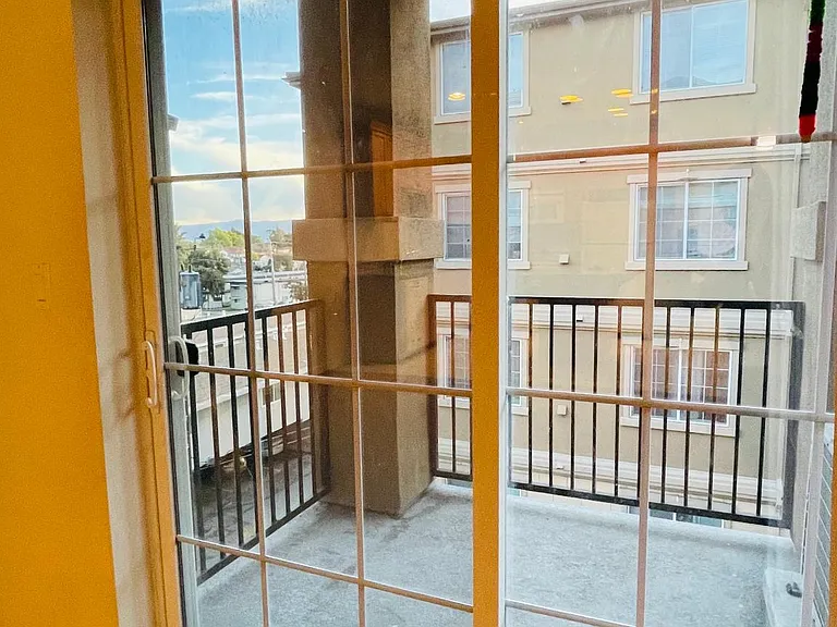 88 N Jackson Ave #415 — Photo 9
