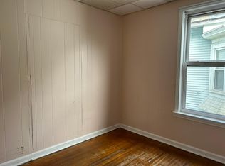 133 Beech St, Springfield, MA 01104