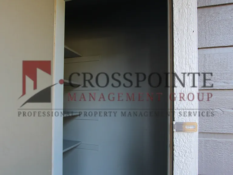 Heritage West Apartments — Photo 5