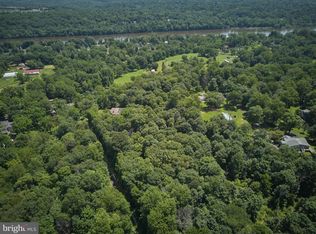 270 Aqueduct Rd, Washington Crossing, PA 18977