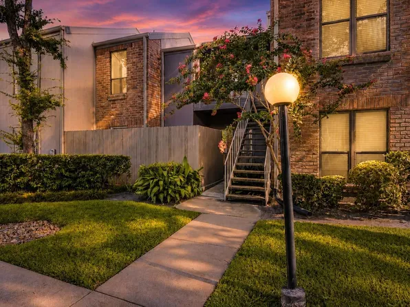 1201 Bering Dr APT 45, Houston, TX 77057