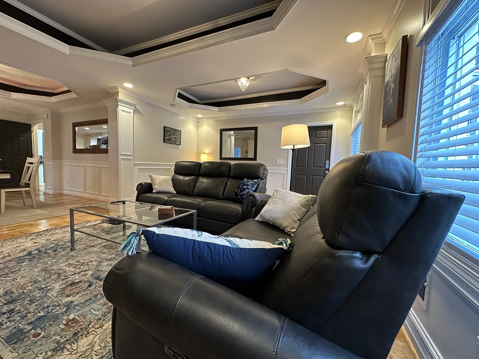 2 bed, 1300 sqft, $3,200 — Photo 4