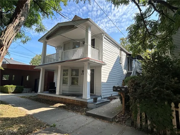 2091 W 10th St, Cleveland, OH 44113