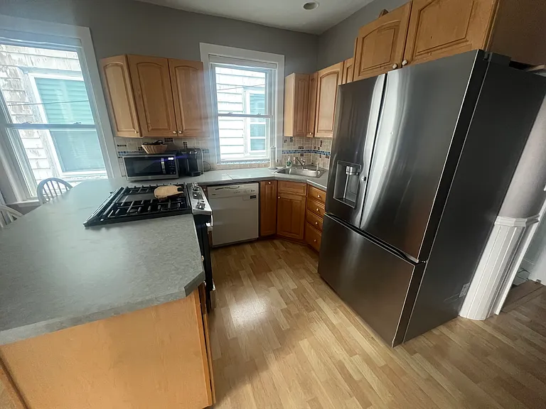 53 Farragut Rd #3 — Photo 9