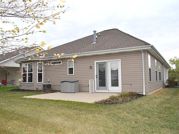 3rd image of 6173 Pondside Dr
