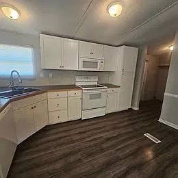 4 bed, 2044 sqft, $1,650 — Photo 4