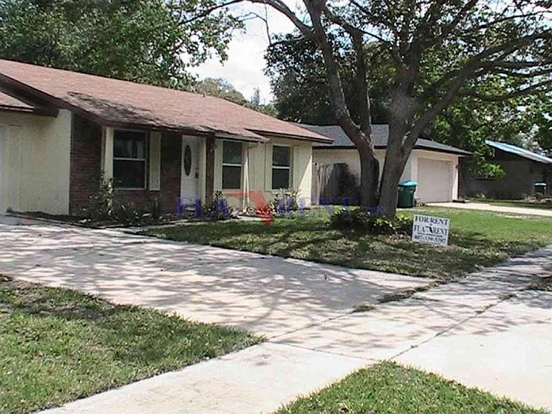 1st image of 104 Cashew Ct