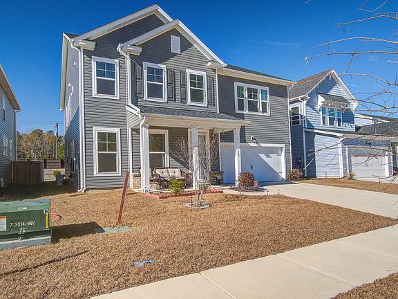 3rd image of 135 Winding Grove Ln
