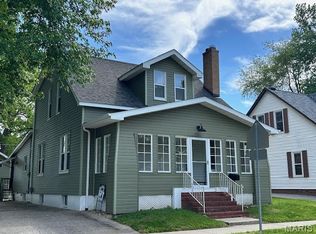 415 W 3rd St, O'Fallon, IL 62269