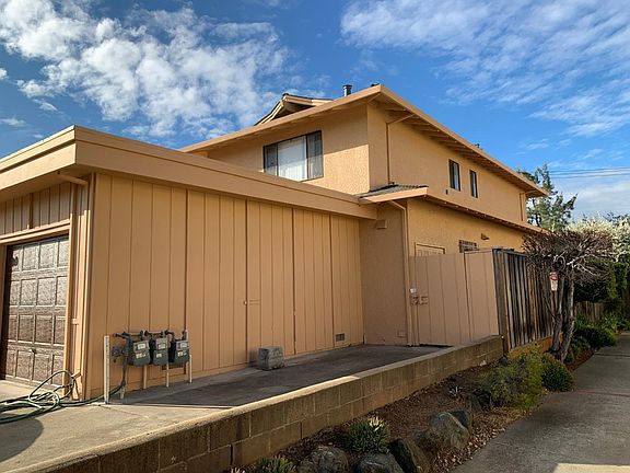 5th image of 10327 Alpine Dr