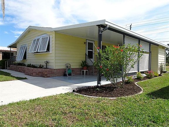 2nd image of 731 Tangerine Woods Blvd