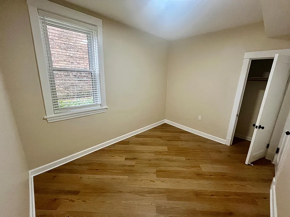 1st bedroom