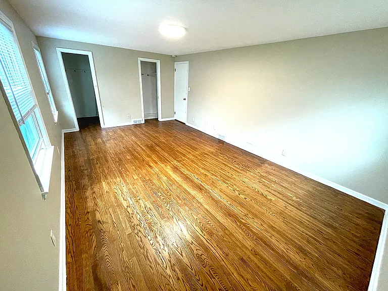1st bedroom