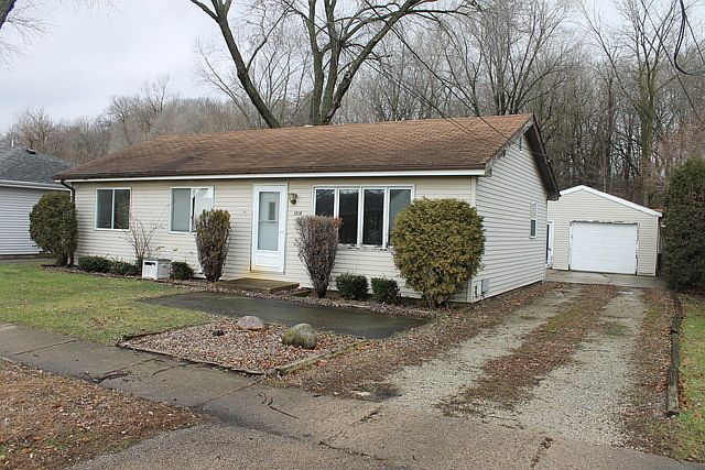 1st image of 1218 Retz Dr