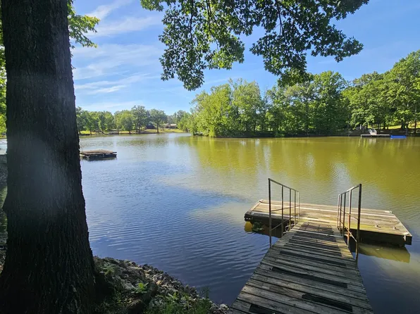 261 Lake View Dr, Bath Springs, TN 38311