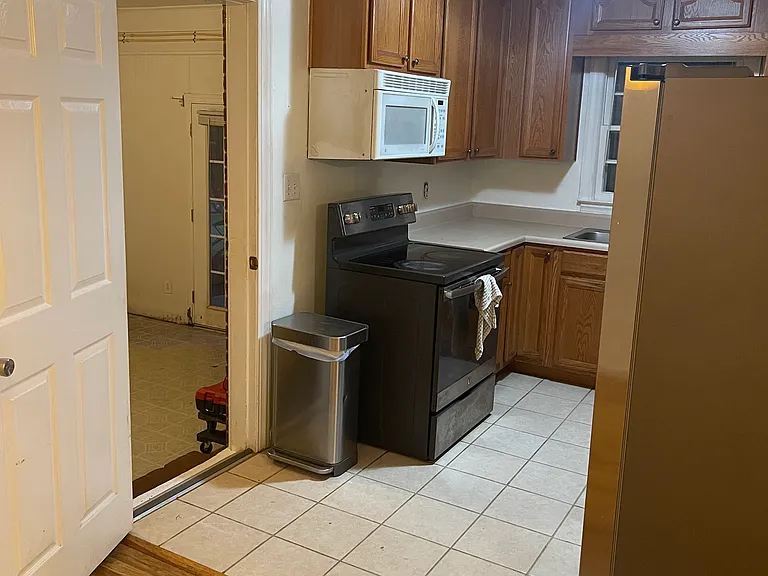 141 Laurel Dr — Photo 4