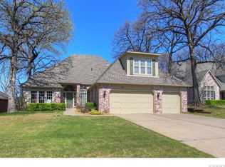 6719 E 97th St, Tulsa, OK 74133