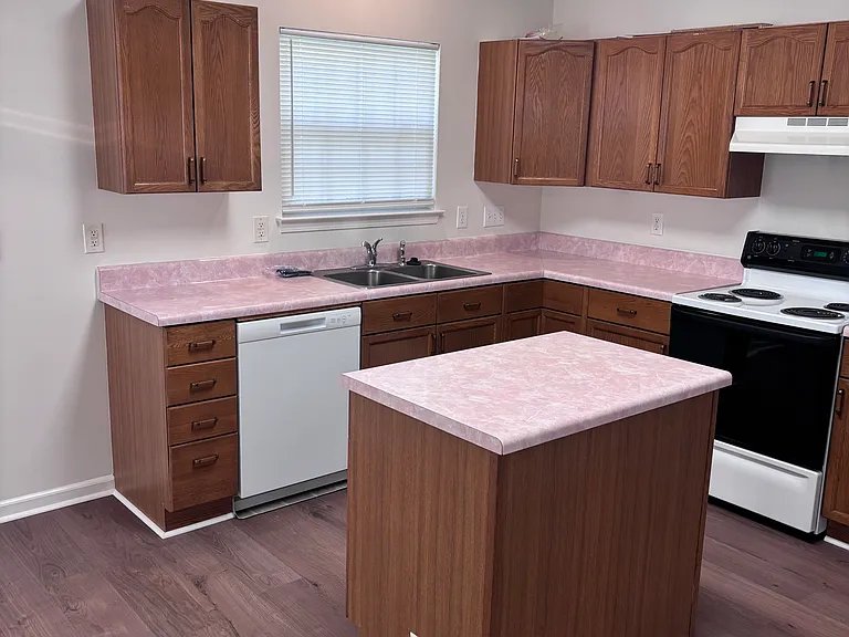 214 Privette St — Photo 4