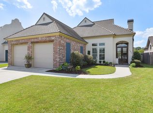 105 Habitat Ridge Dr, Broussard, LA 70518