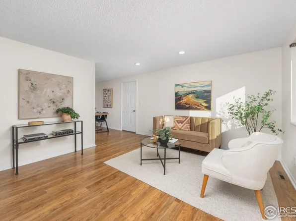 815 Hilltop St, Longmont, CO 80504