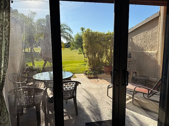 4th image of 4553 Luxemburg Ct
