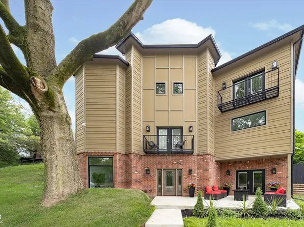 2130 Brookside Parkway North Dr, Indianapolis, IN 46201