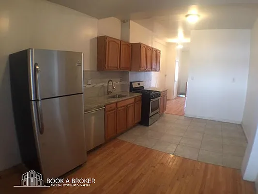 Rented by Book A Broker | media 1
