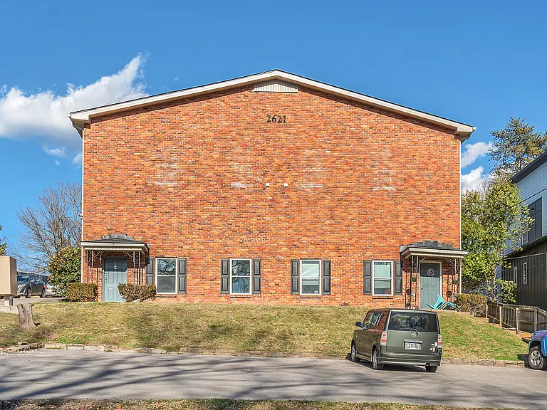 2621 Airpark Drive