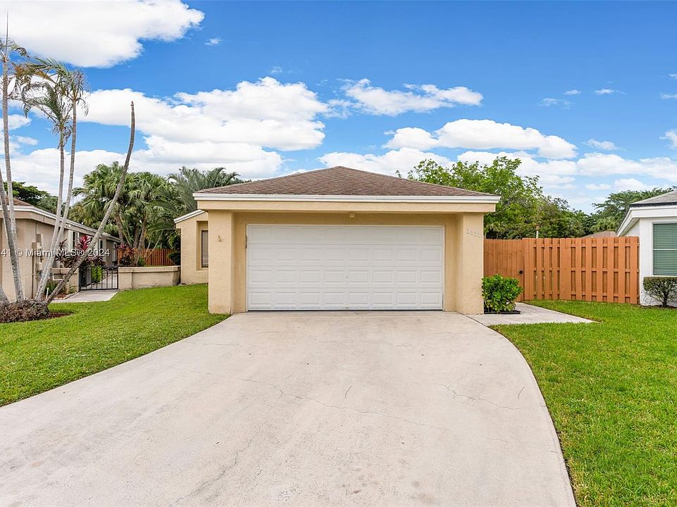 1st image of 3331 NW 22nd Pl