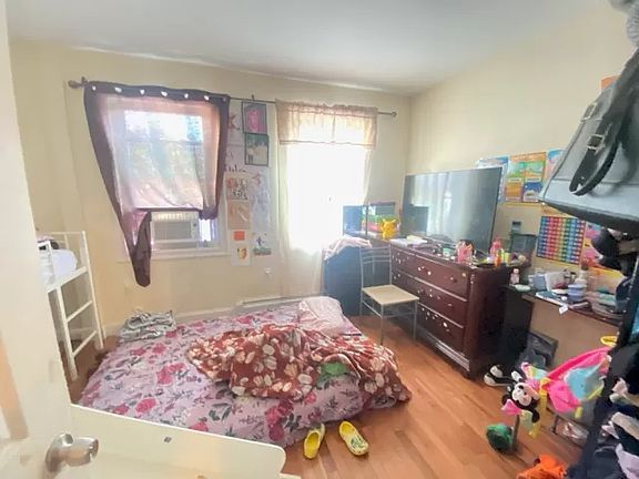 5th image of 801 E 161st St #1