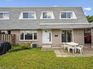 14 Williamsburg Rd #52, Kitchener, ON N2E1W1