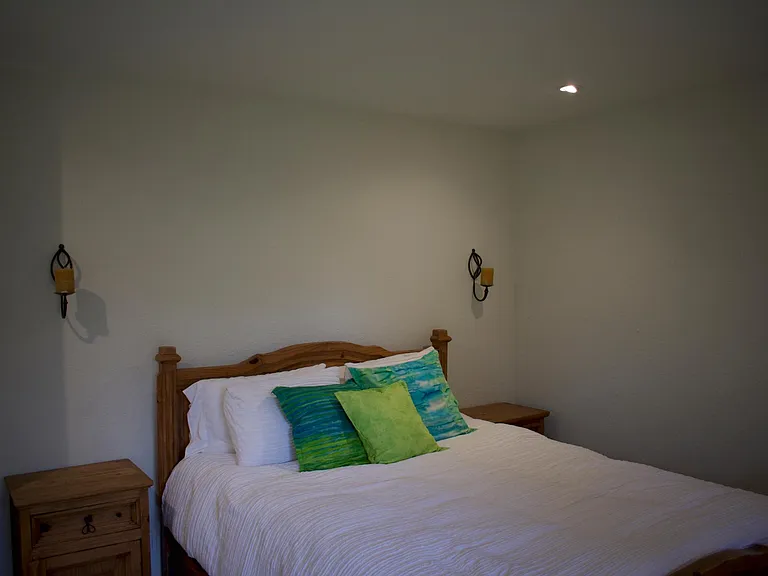 104 Lloyd Ct — Photo 6