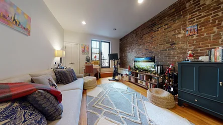 Rented by Bond New York