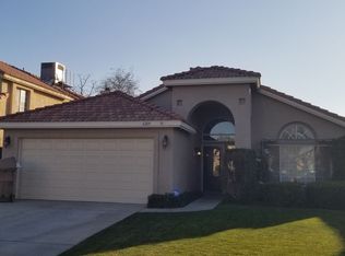 6209 Quaking Aspen St, Bakersfield, CA 93313