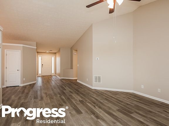 3rd image of 1640 Jami Hollow Way