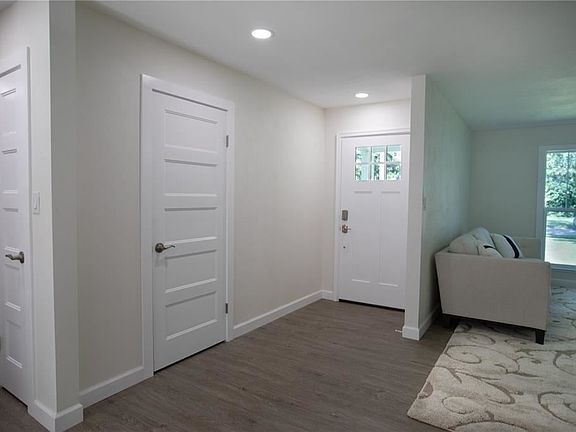4th image of 1605 NW 51st Ter