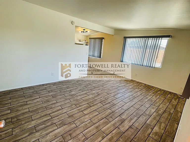 1302 N Richey Blvd — Photo 21
