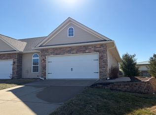 1709 E Timber Wolf Ln #C, Mahomet, IL 61853