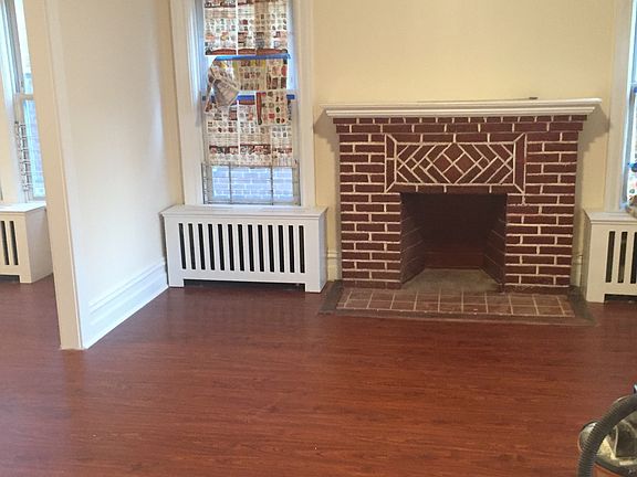 4th image of 2550 Davidson Ave #1