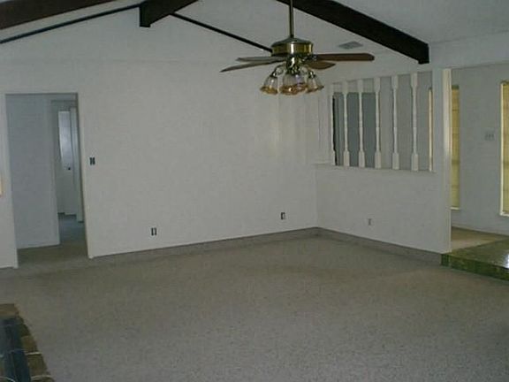 4th image of 1359 S Hulgan Cir