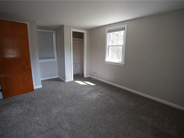 27 Boughton Ave — Photo 16