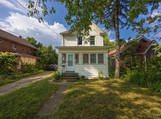 1112 College Ave, Niagara Falls, NY 14305