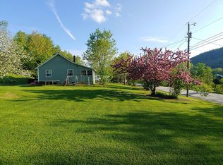 300 Bridge St, Huntington, VT 05462