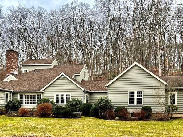 115 Godfrey Rd W, Weston, CT 06883