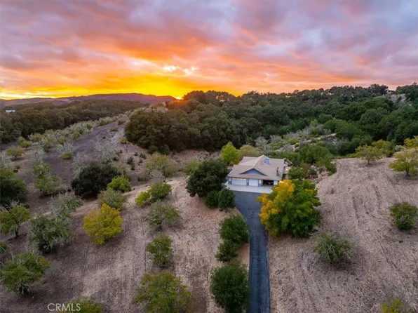 4242 Las Tablas Willow Creek Rd, Paso Robles, CA 93446
