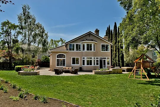 518 Zenith Ridge Dr photo 1