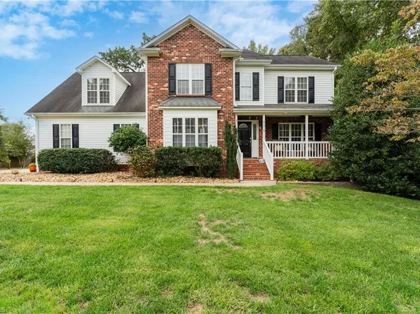 175 Graywood Ct, Advance, NC 27006