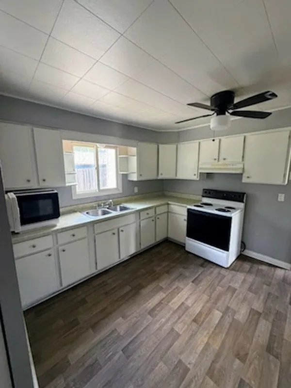 3 bed, 1.0 bath, 1291 sqft, $1,475 — Photo 4